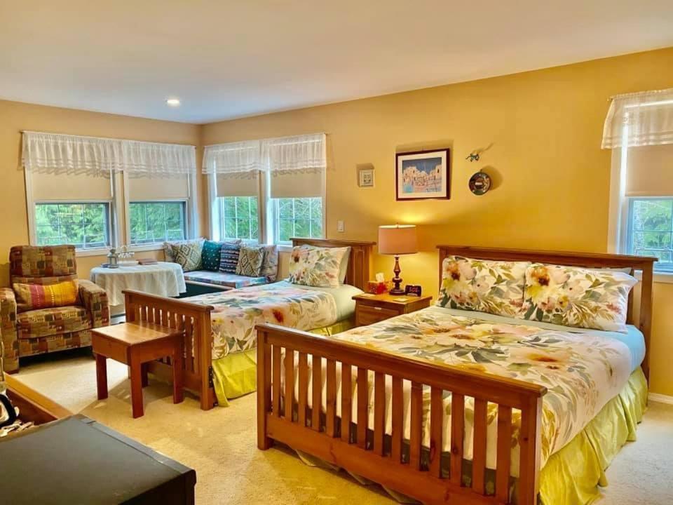 טופינו Seafarers Bed & Breakfast מראה חיצוני תמונה