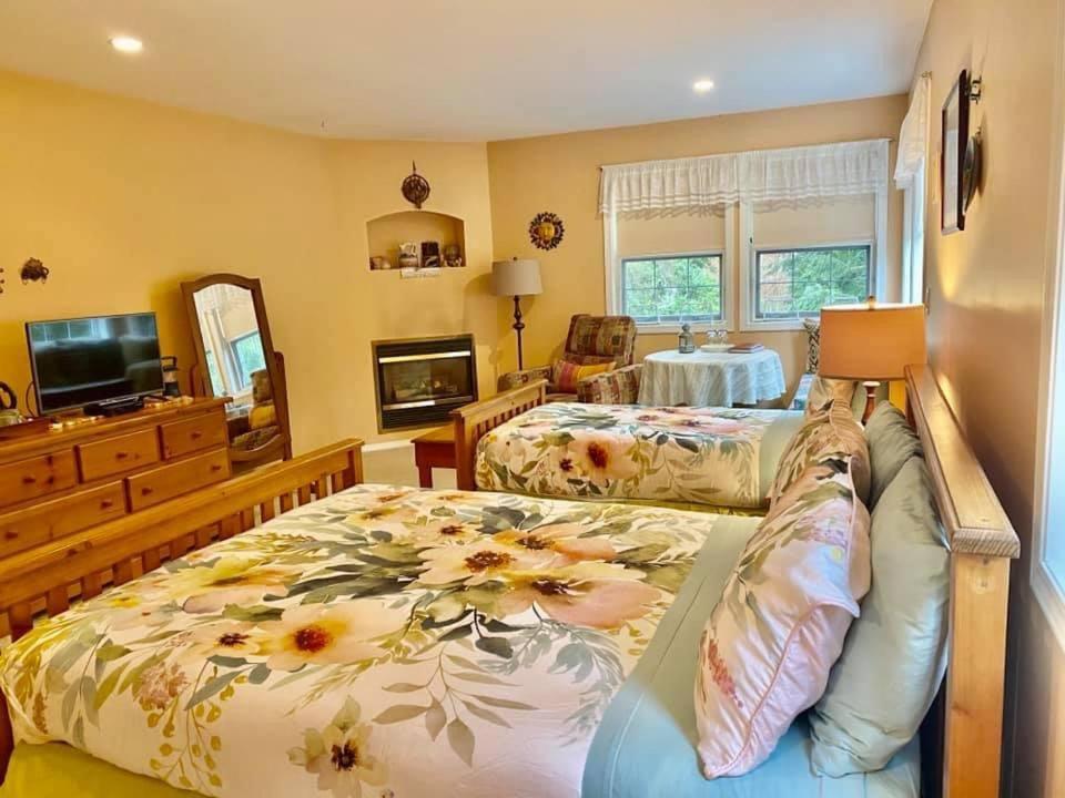 טופינו Seafarers Bed & Breakfast מראה חיצוני תמונה