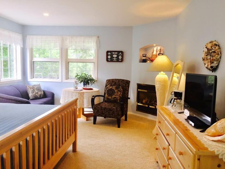 טופינו Seafarers Bed & Breakfast מראה חיצוני תמונה